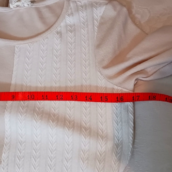 Hem & Thread Colorblock Sweater Taupe/Cream NWT  S - Picture 7 of 11